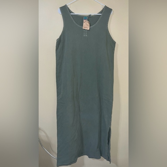Wek Woman Casual Sleeveless Maxi Dress in Green XL - Picture 1 of 3